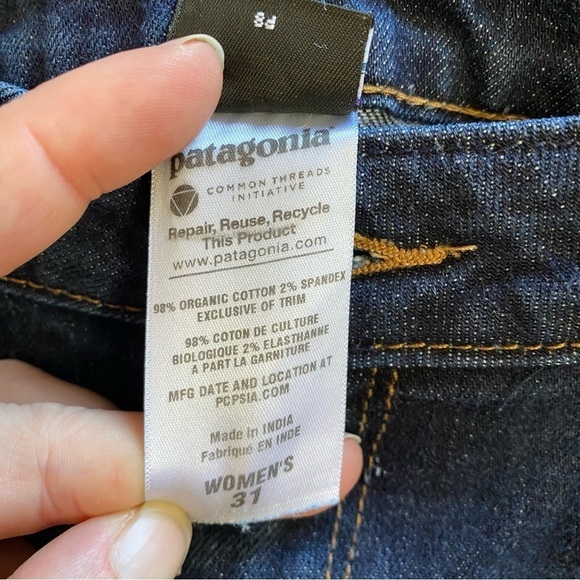 Patagonia Women’s Straight Fit Jeans Ankle Length Dark Wash Low Rise - Picture 13 of 14